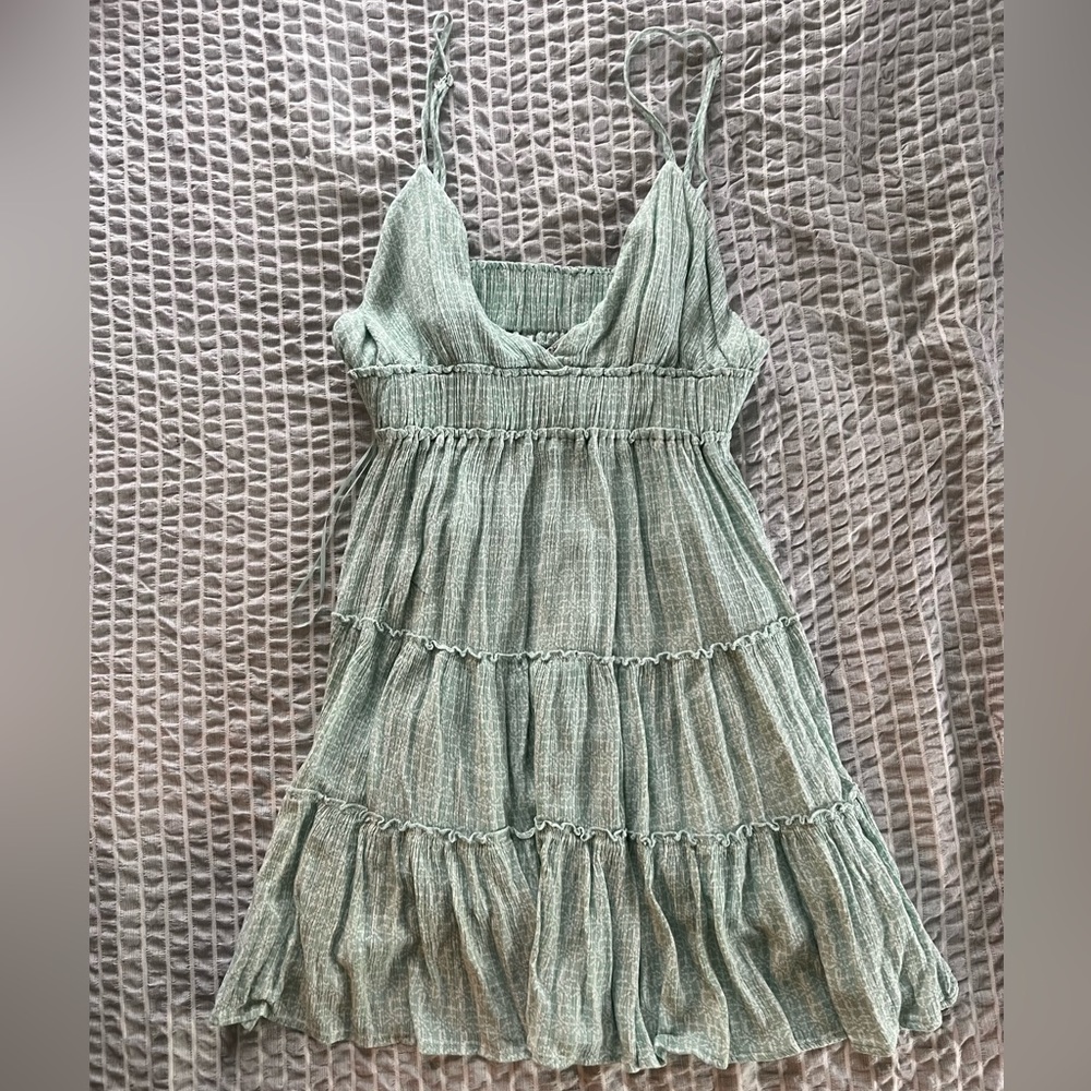 Style Exchange/Victoria + Sophia Sundress